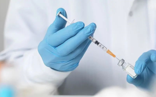 新冠疫苗科技股 4款新冠疫苗被纳入紧急使用 上市公司股价不涨反跌